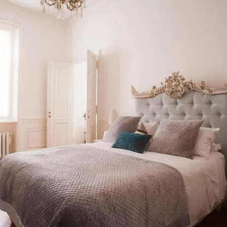 Centrally Located Luxury Apartment *