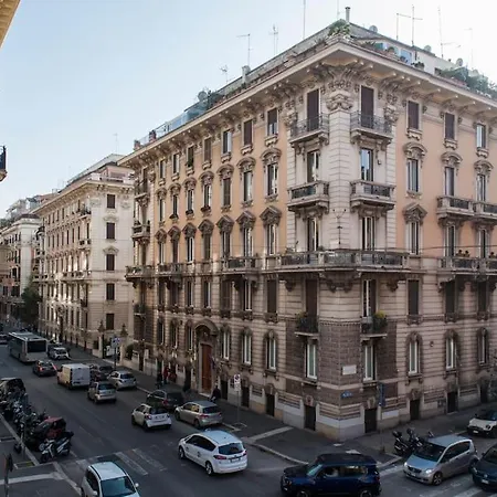 Centrally Located Luxury Apartment
